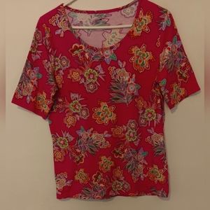 Jones NY Sports tee Very colorful